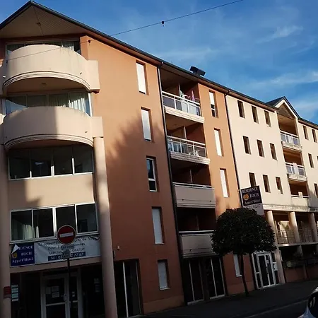 La Part Du Lion - T1 Renove De 28 M2 Pour 3 Pers Max - Terrasse Avec Vue Calme Et Parking - Foch - Mairie Lourdes